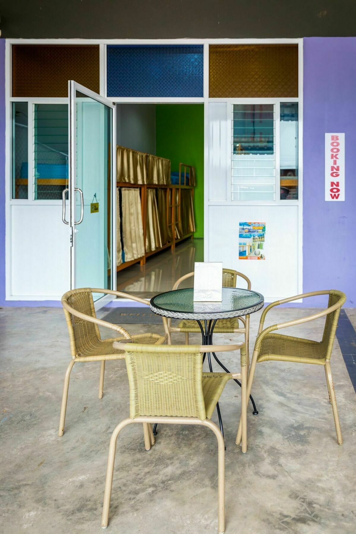 Railway Hostel (Adults Only) Chumphon Buitenkant foto
